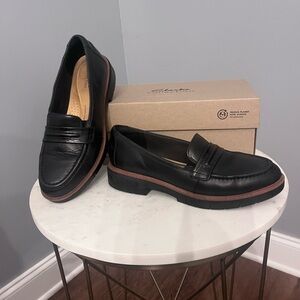 Clark’s Westlynn Bay Loafer - Size 8.5 - Black Leather
